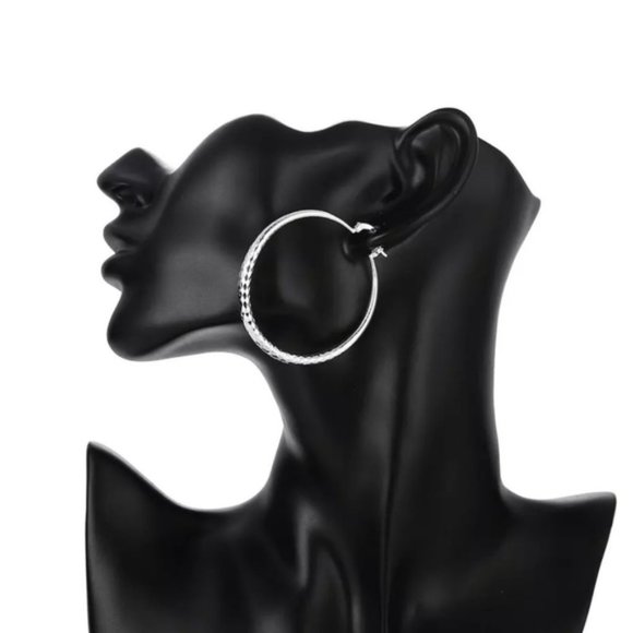 NEW Sterling Silver 2” Diamond Cut Round Hoop Earrings - Picture 2 of 6